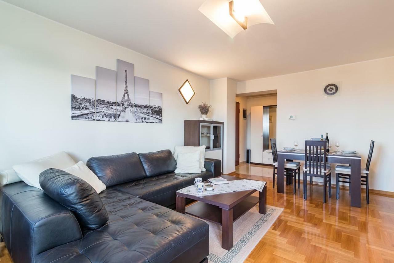 Apartment Klara Pula Extérieur photo